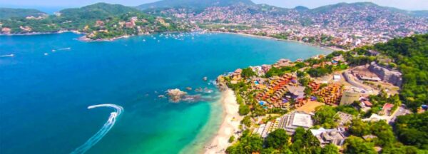 Ixtapa day pass