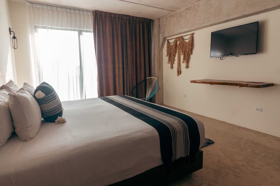 SUNDAY HOTEL 52 AT PLAYA DEL CARMEN